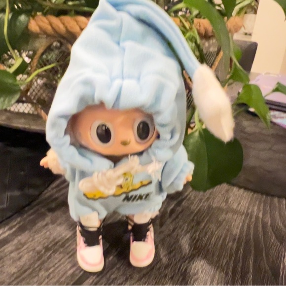 2pc SpongeBob onesie doll not included - Picture 3 of 6